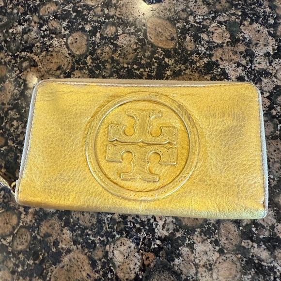 Gold leaf painted zip closure wallet good condition - Picture 4 of 11